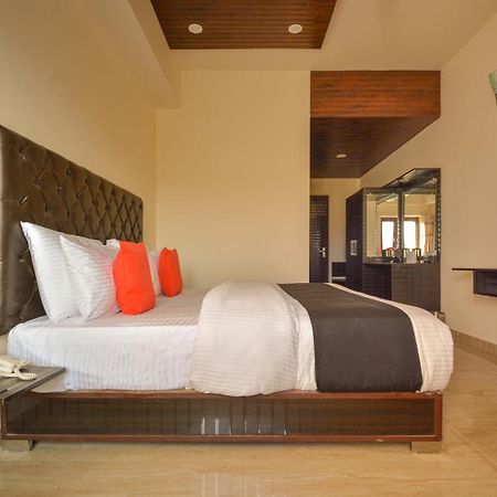 Nakshatra Resort Kunihar Buitenkant foto
