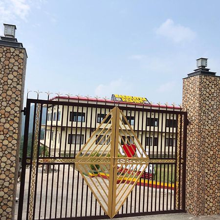 Nakshatra Resort Kunihar Buitenkant foto