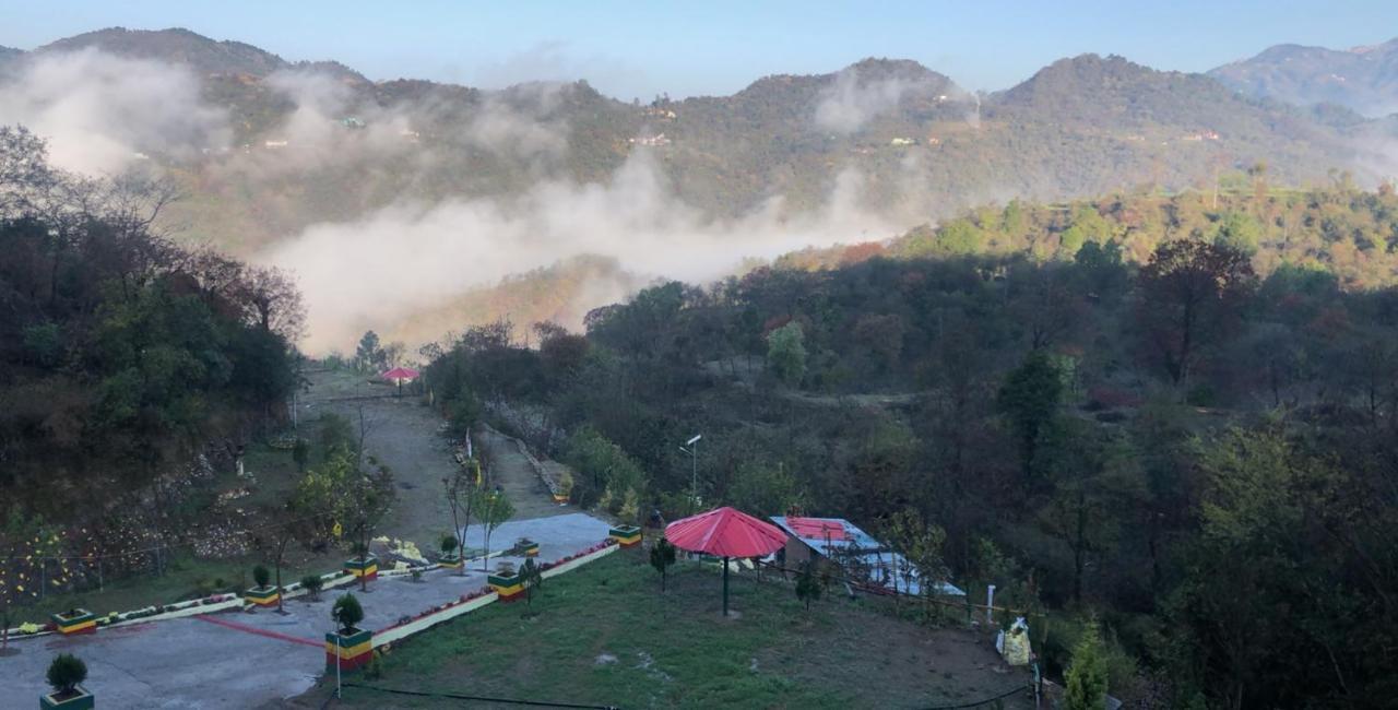 Nakshatra Resort Kunihar Buitenkant foto