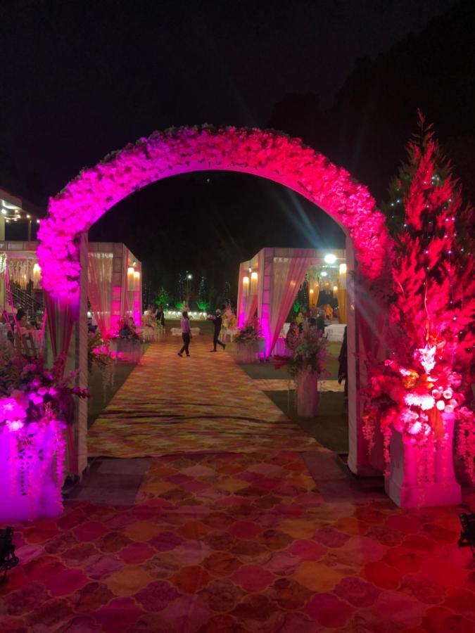 Nakshatra Resort Kunihar Buitenkant foto