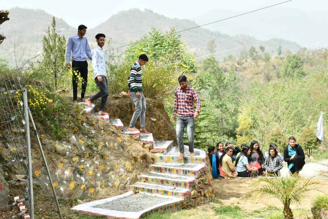 Nakshatra Resort Kunihar Buitenkant foto