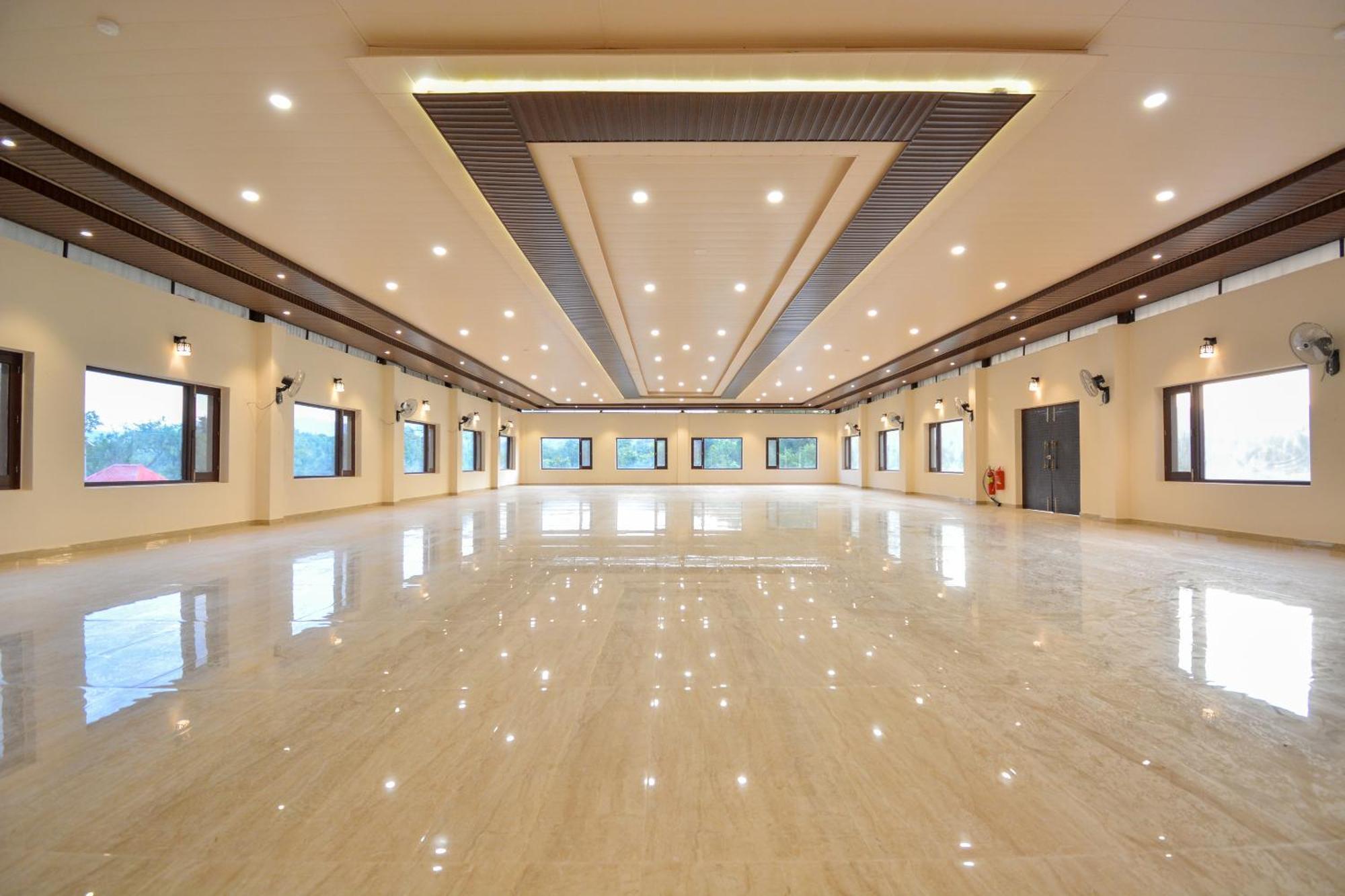 Nakshatra Resort Kunihar Buitenkant foto
